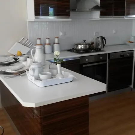 Sevil Homes Garden Apartment *